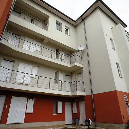 Sienna Luxury Apartman Apartment